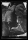 Detalle de un estribo de hierro de montar · Ruth Matilda Anderson, 1928