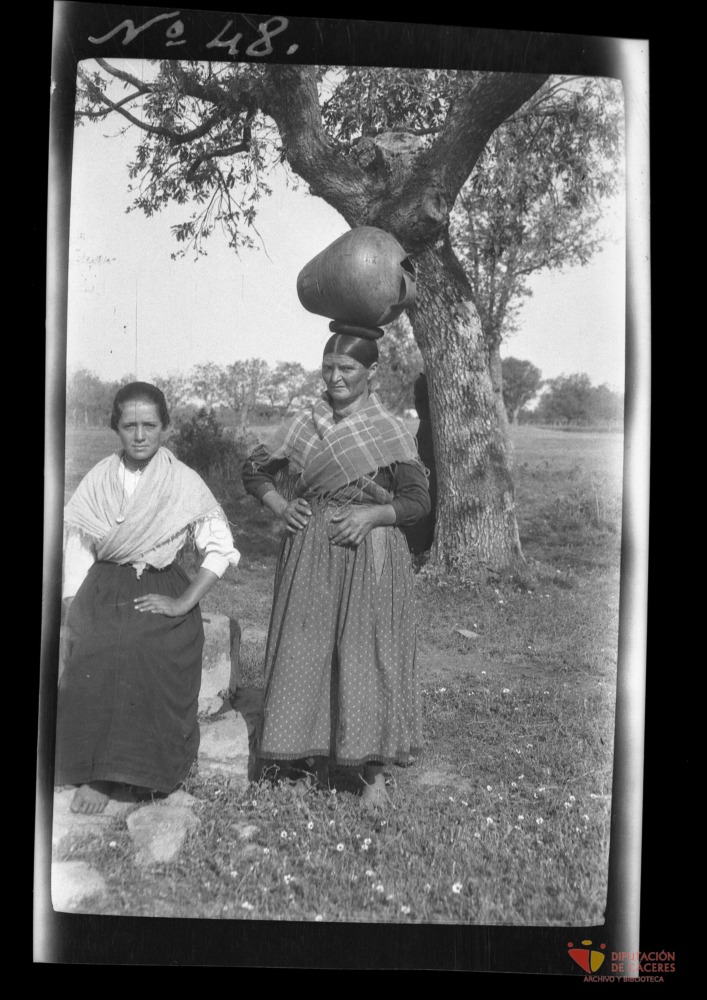 Dos mujeres y un cántaro