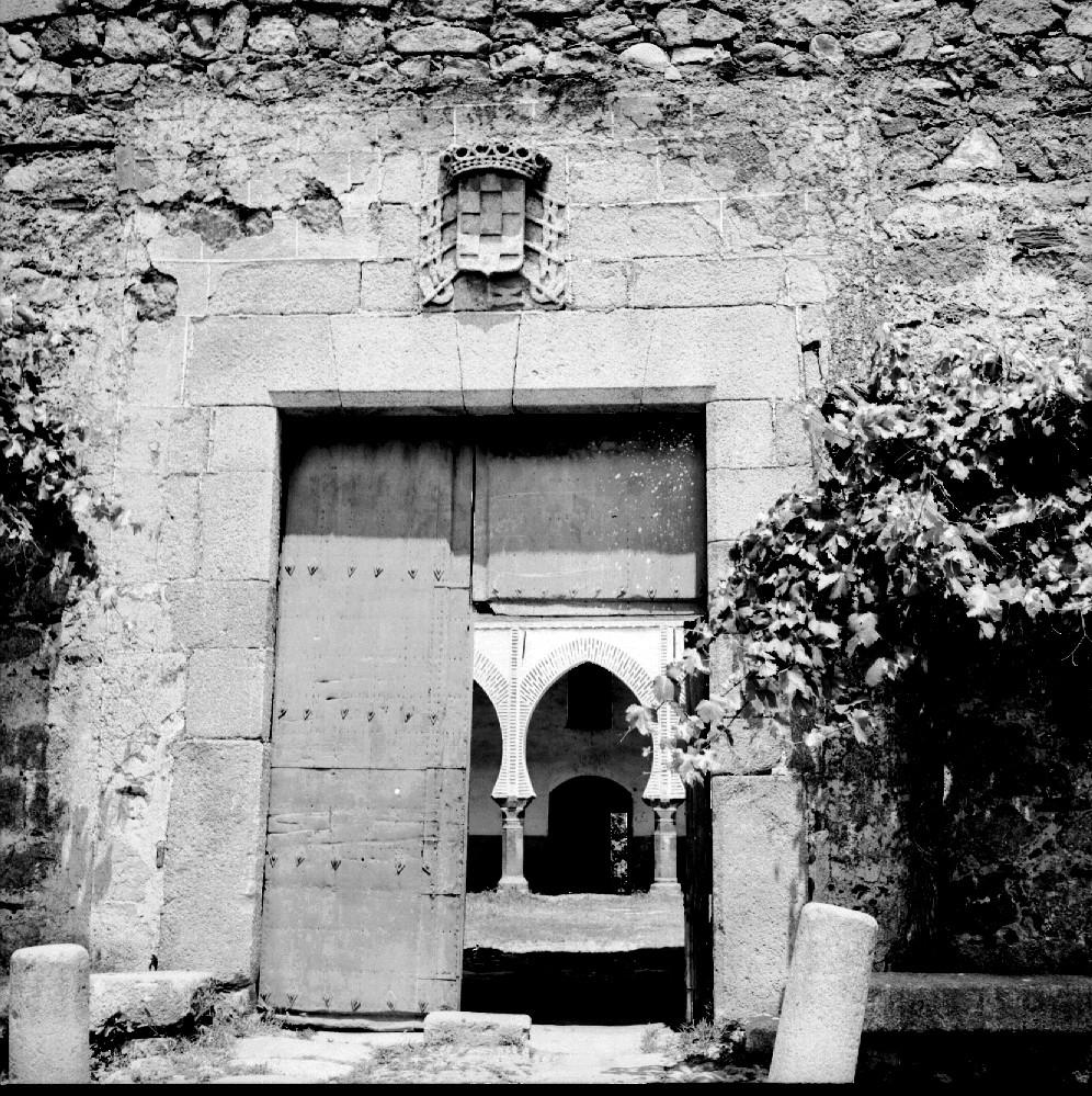 Entrada al Palacio del Duque de Alba