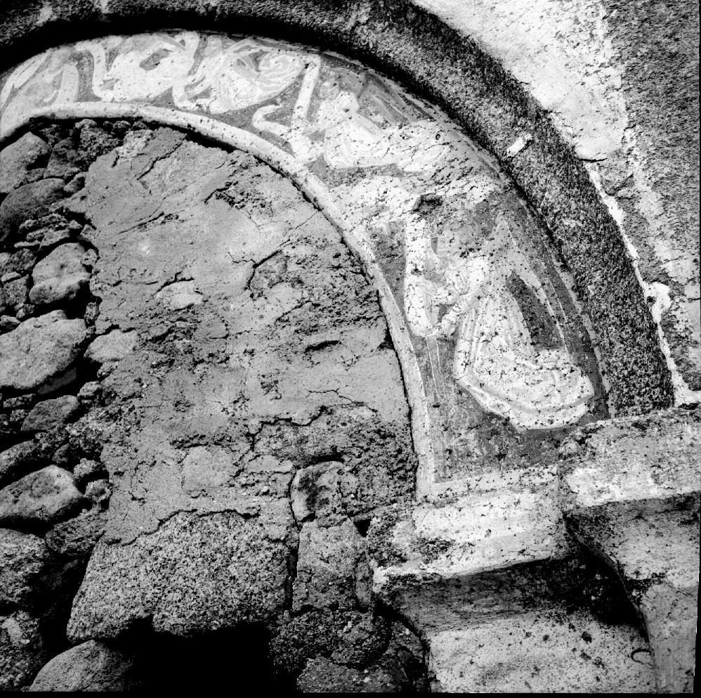 Ermita de Nuestra Sra. del Salor. pintura de un arco Otras