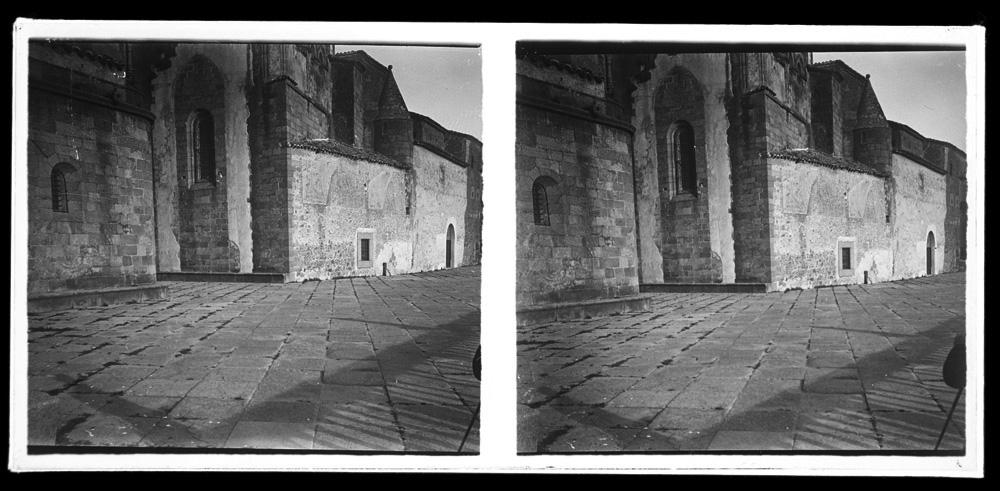 Fachada lateral de ¿la Catedral Vieja de Plasencia?