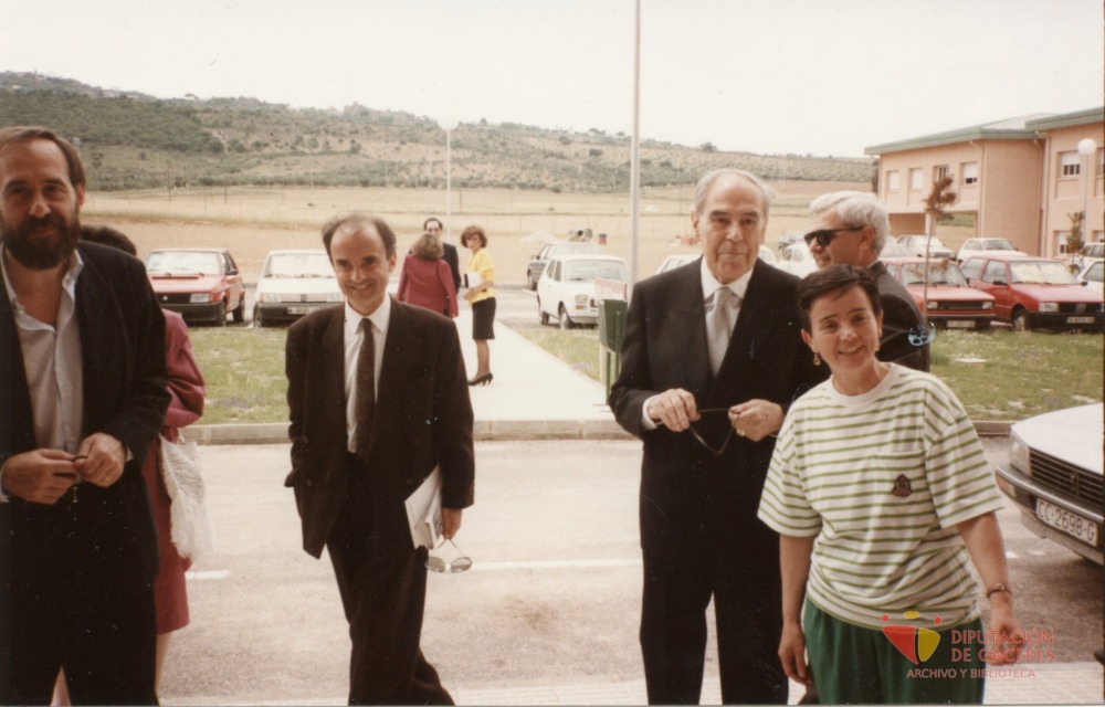 Familia y amigos de Alonso Zamora Vicente