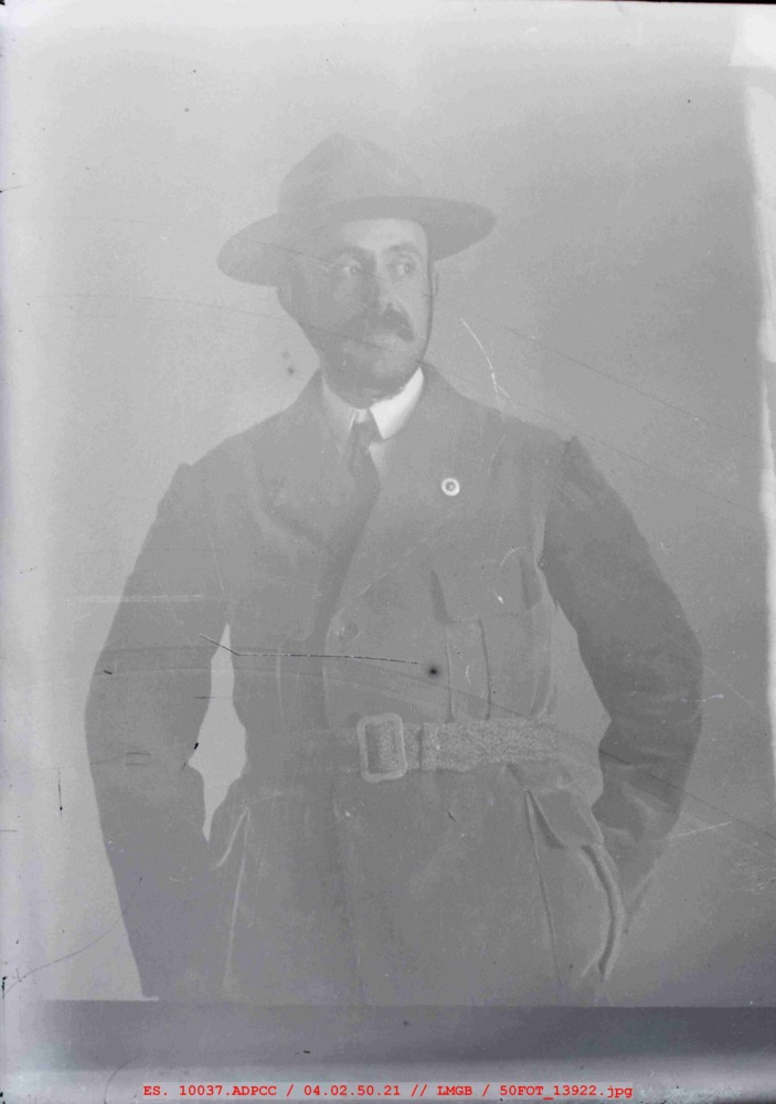 Fotografía de Germán Gómez con el uniforme del Somatén