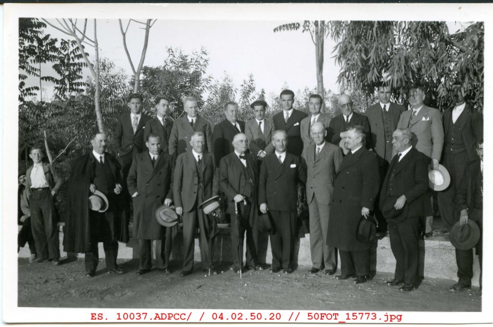 Fotografía de grupo con León Leal Ramos