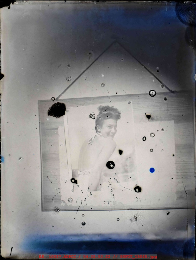 Fotografía de la imagen de una joven