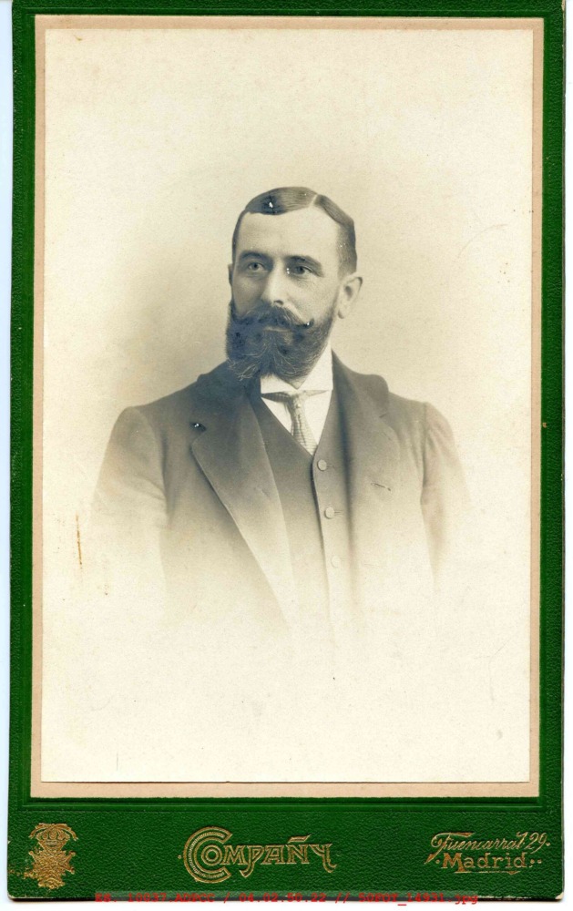 Fotografía de un hombre