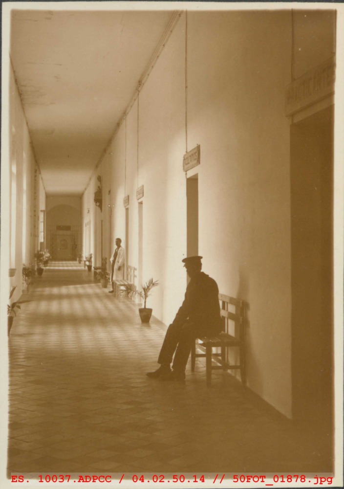 Galería de servicios generales del Hospital Provincial de Cáceres