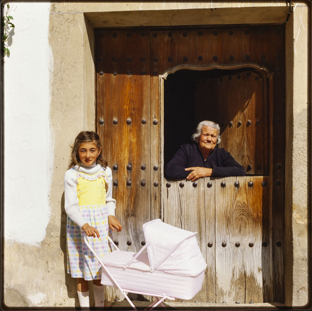 Garrovillas. Abuela y nieta