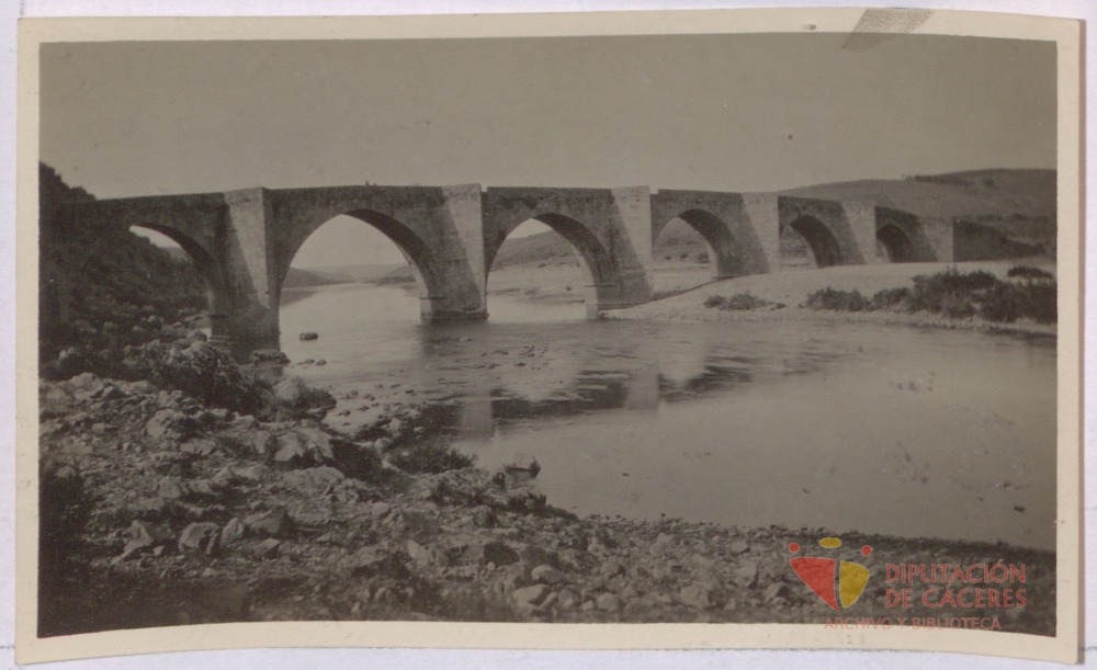 Granadilla: puente sobre el Alagón