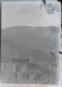 Grupo de personas delante de la puerta del Monasterio de Yuste, 1920