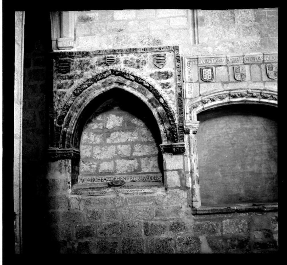 Iglesia de Santa María. Sepulcro de Diego García de Paredes