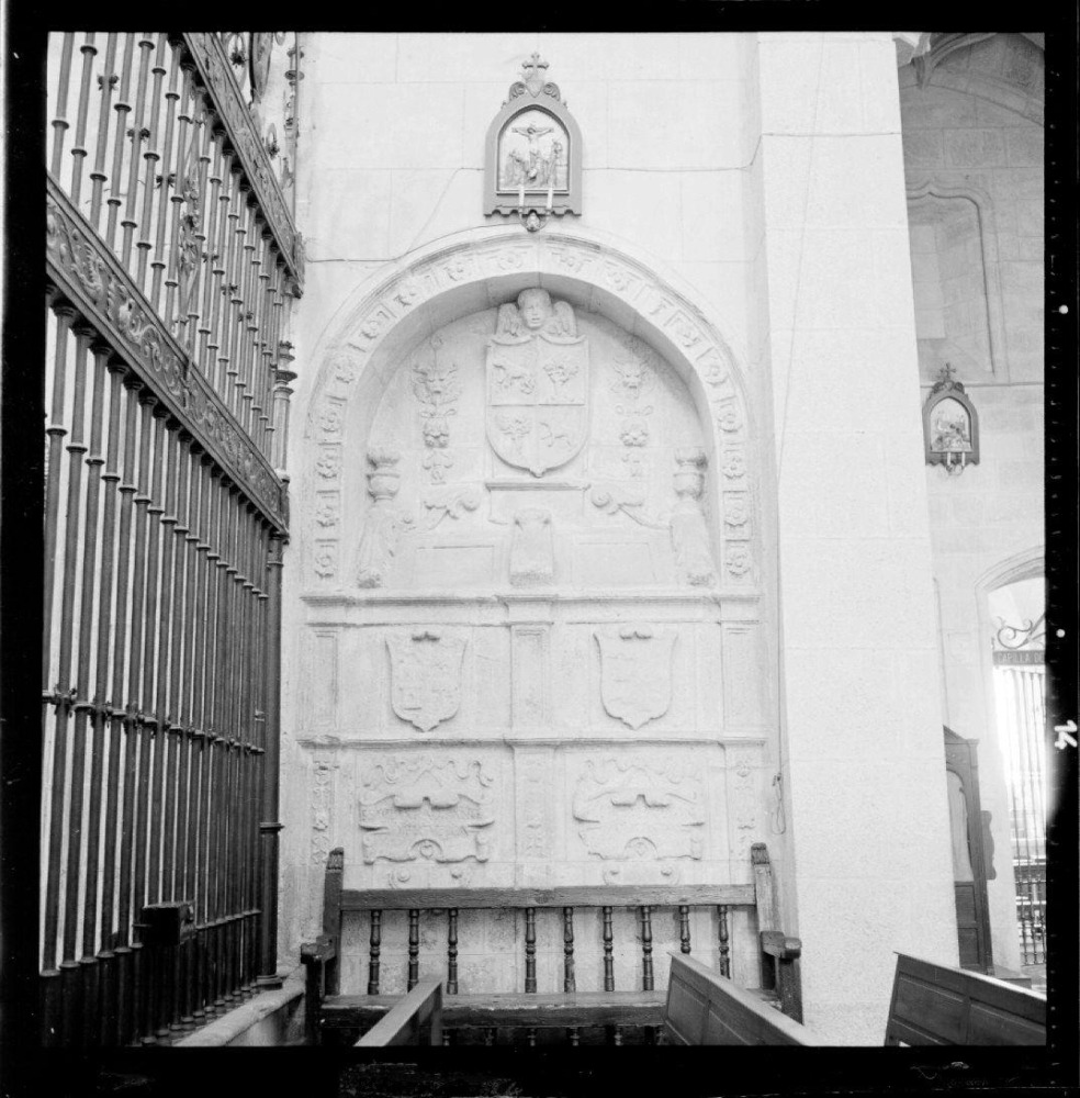 Iglesia de Santiago. Sepulcro