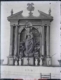 Imagen de la Inmaculada Concepción, en un altar, 1920