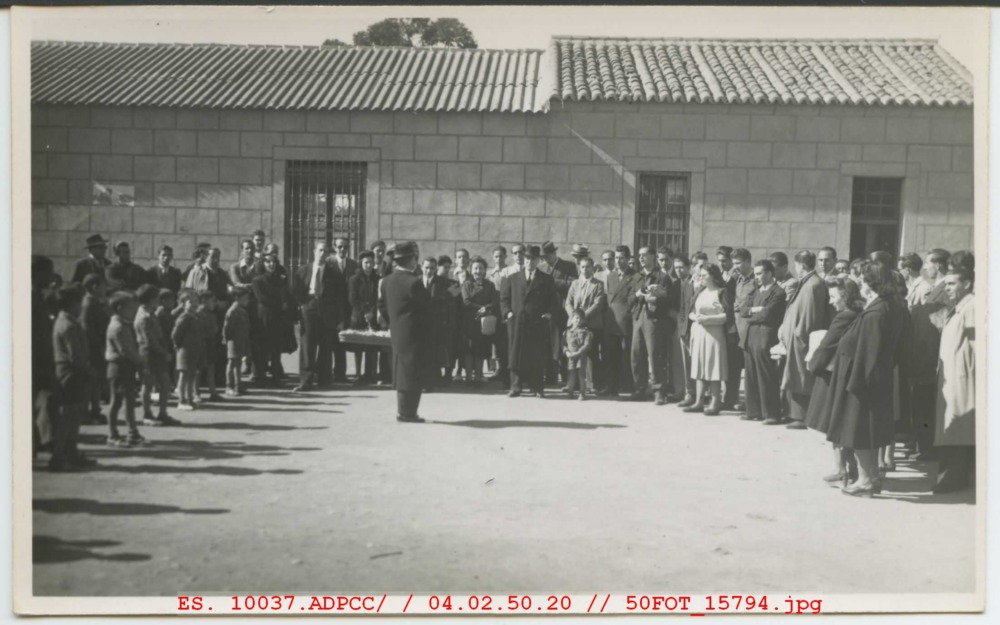 Inauguración del Coto Apícola establecido en el Colegio
