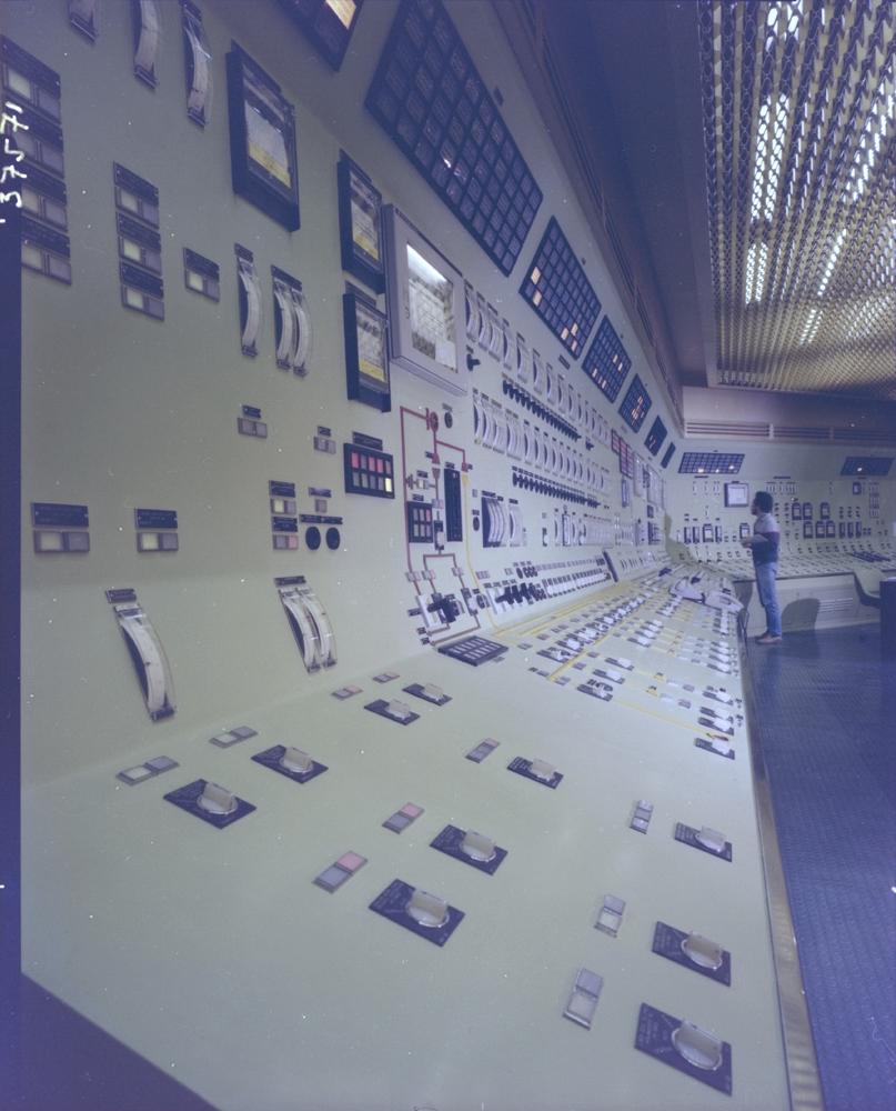Instalaciones de la central nuclear de Almaraz, 1984