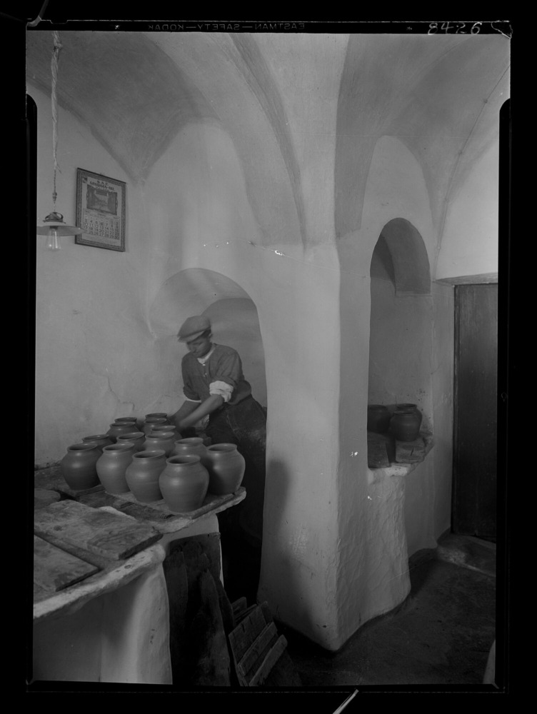 Interior de la casa de un alfarero