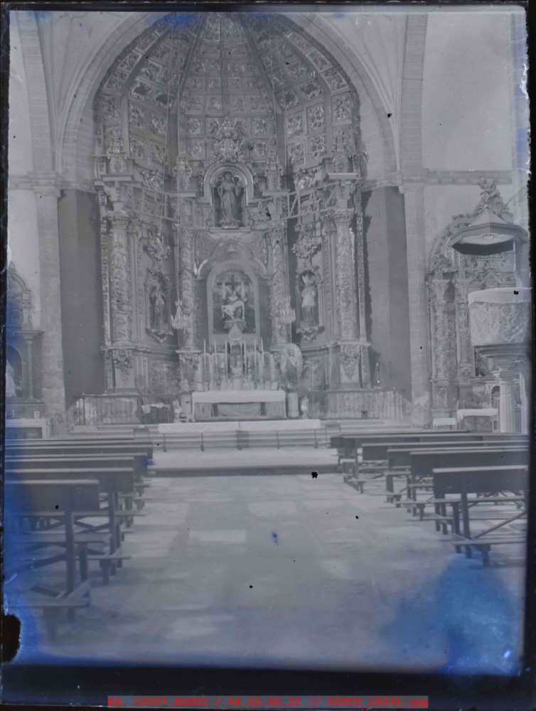 Interior de la iglesia de San Francisco en Trujillo