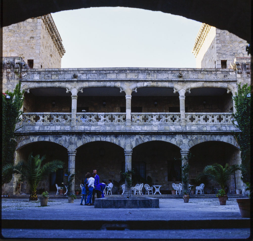 Jarandilla. Castillo parador de Carlos V