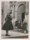 Retrato de cuatro jóvenes vestidas con trajes típicos regionales de la provincia de Cáceres