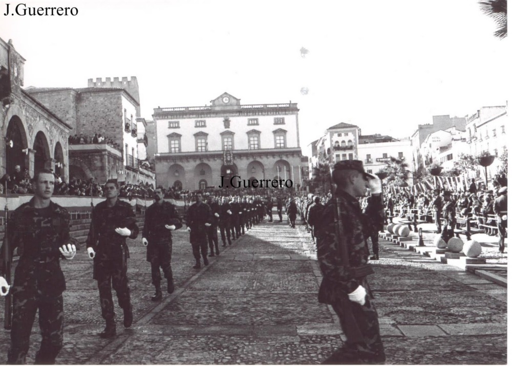 Jura de Bandera en la Plaza Mayor de Caceres