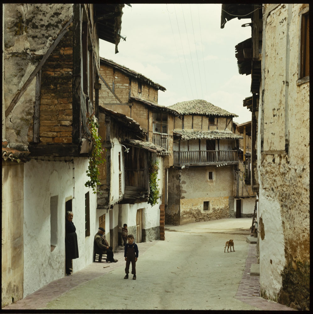Madrigal de la Vera. Calle típica