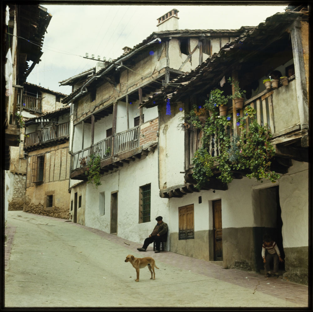 Madrigal de la Vera. Calle típica