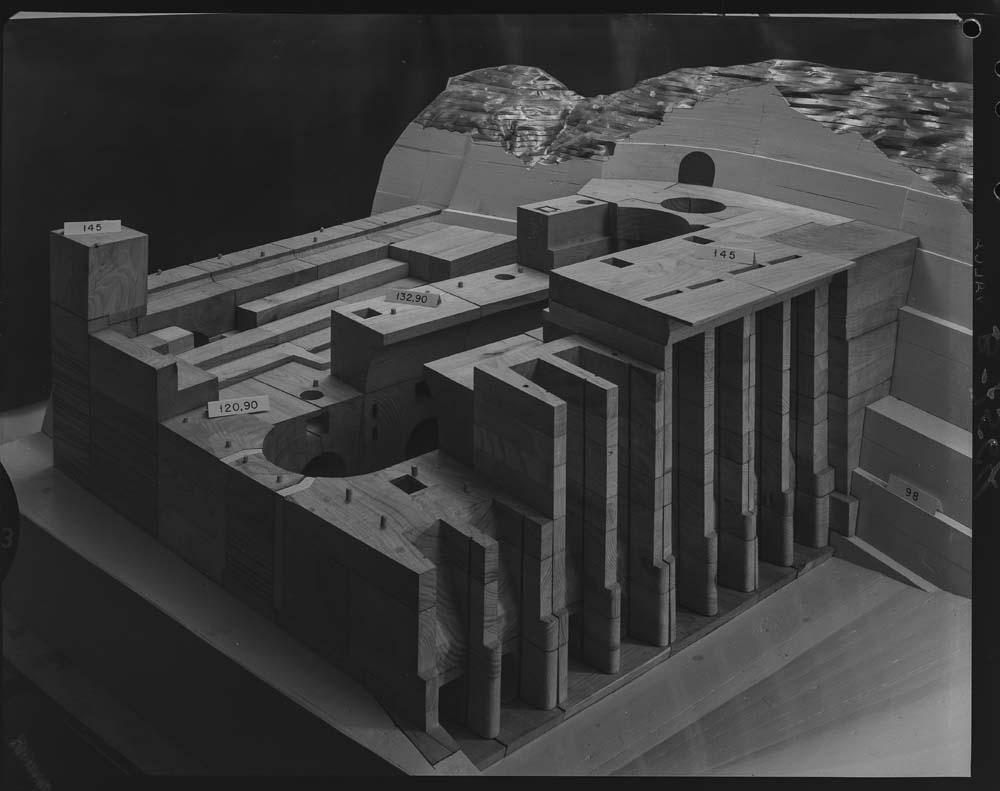Maqueta de la presa de Alcántara