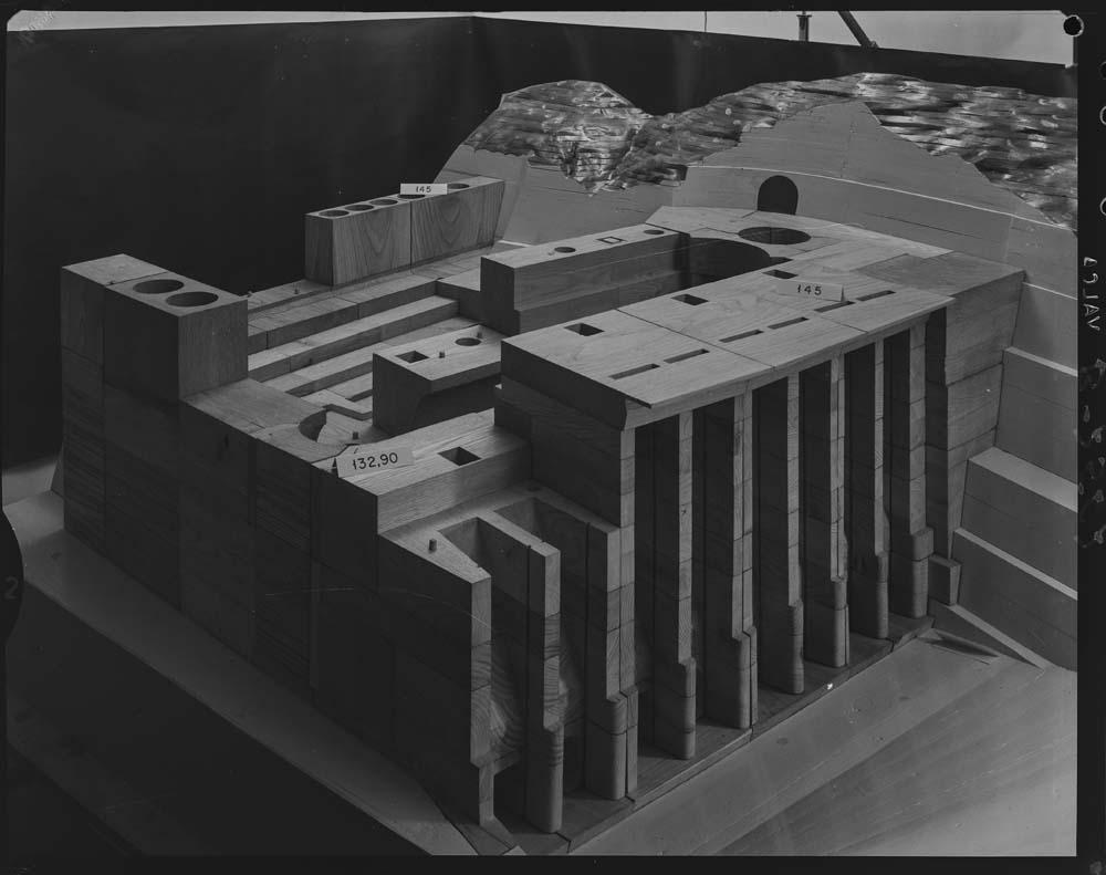 Maqueta de la presa de Alcántara · Juan Miguel Pando Barrero, 1967