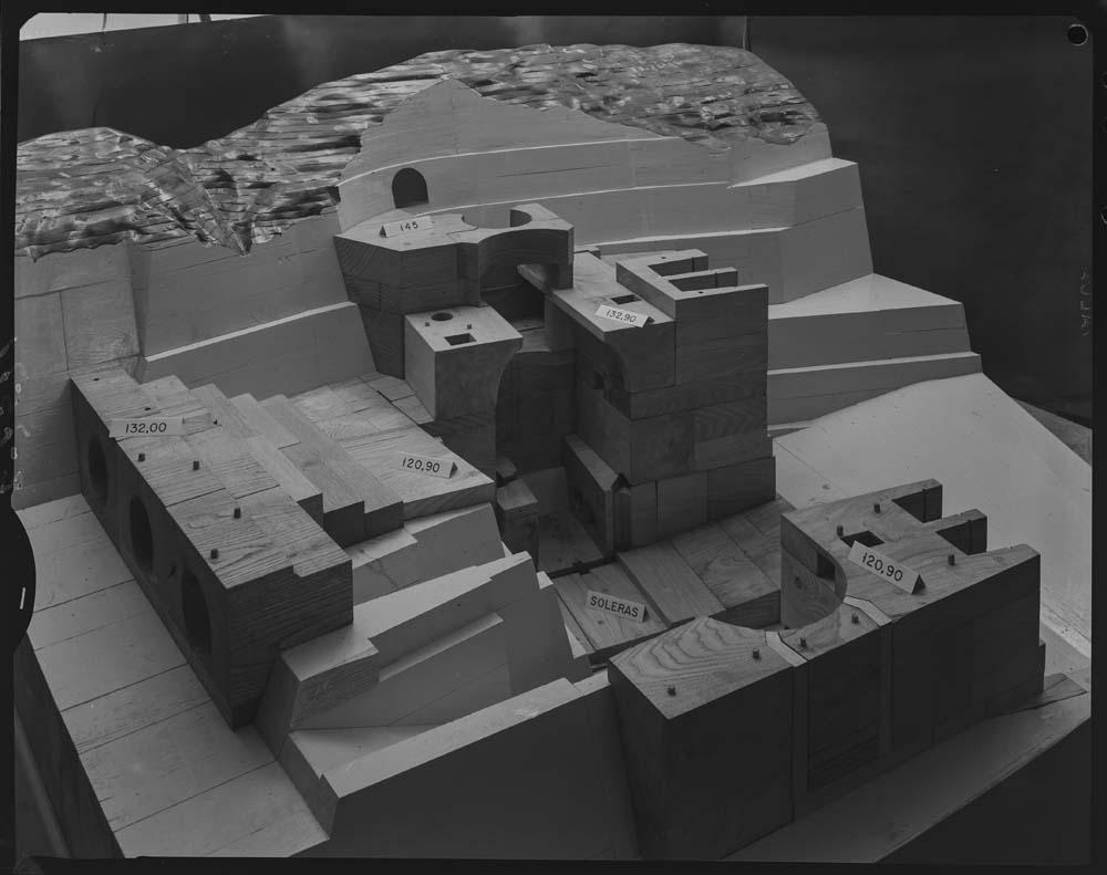Maqueta de la presa de Alcántara · Juan Miguel Pando Barrero, 1967