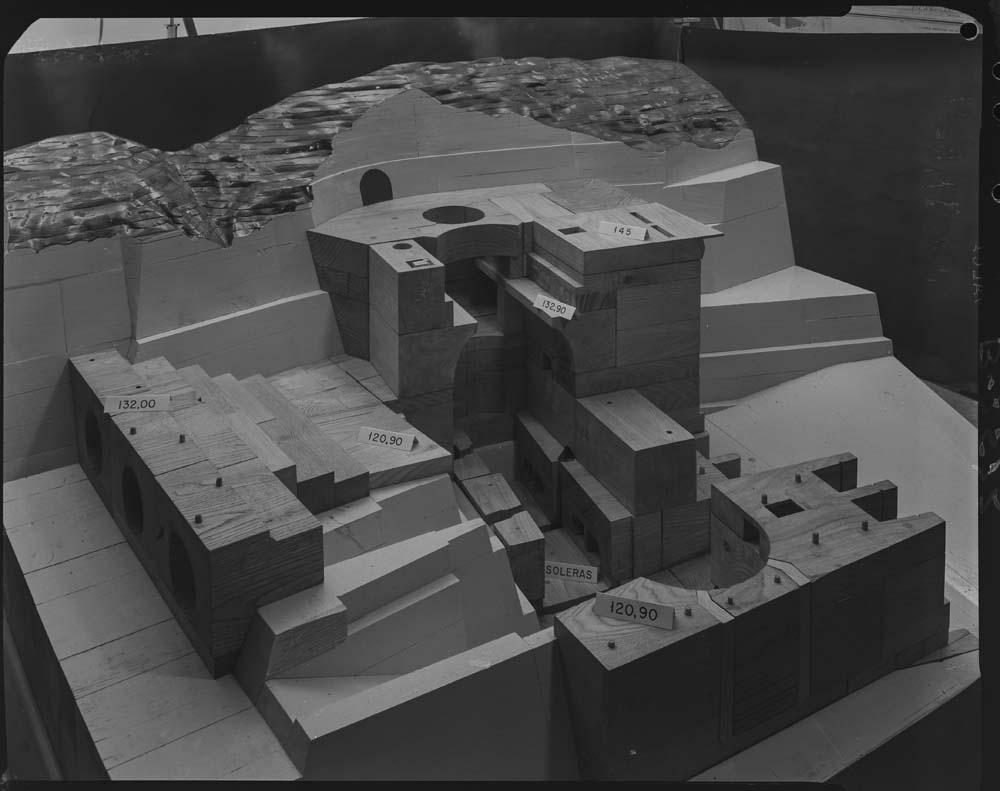 Maqueta de la presa de Alcántara