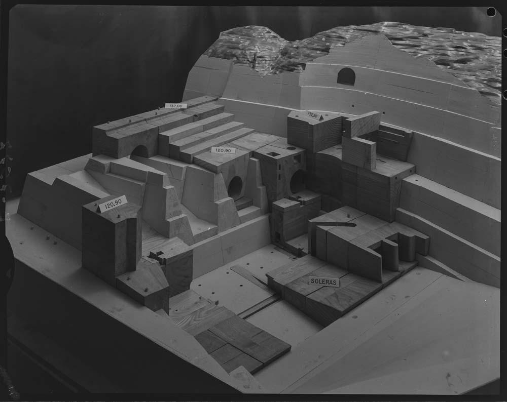 Maqueta de la presa de Alcántara