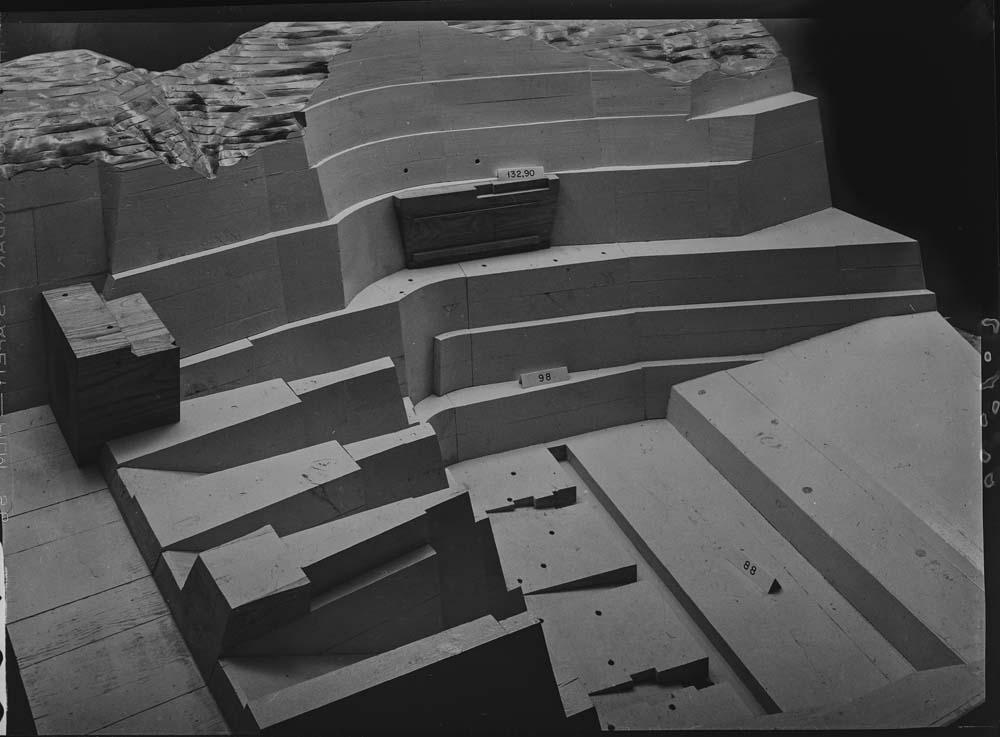 Maqueta de la presa de Alcántara · Juan Miguel Pando Barrero, 1967
