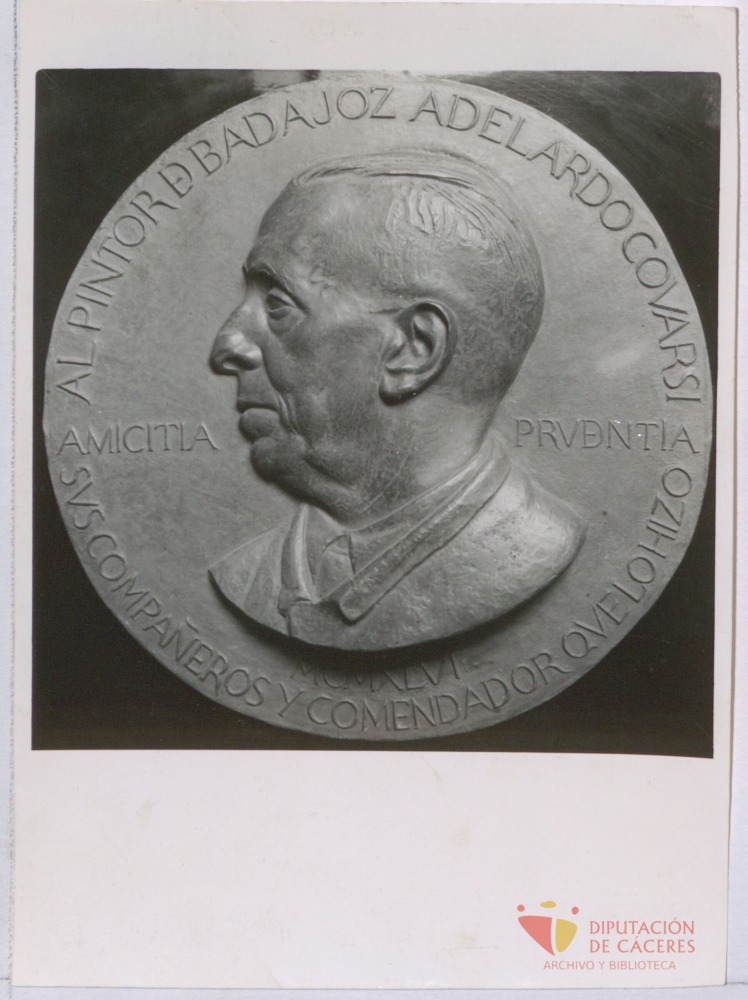 Medallón de Sr. Covarsí