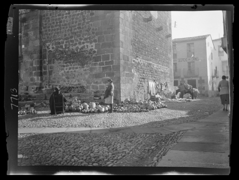 Mercado de alfarería en el Rincón de San Esteban