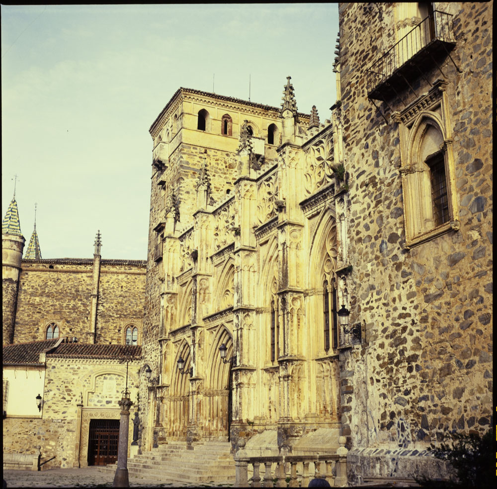 Monasterio de Guadalupe. Fachada · Luis Agromayor, 1994