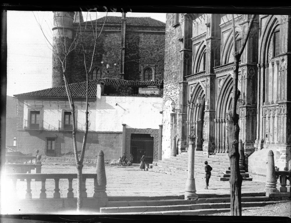 Monasterio. Fachada principal