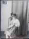 Muchacha cosiendo, 1940