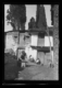 Mujeres a la puerta de sus casas · Ruth Matilda Anderson, 1928