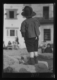 Niño disfrazado: de espaldas · Ruth Matilda Anderson, 1928