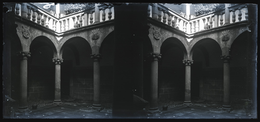 Patio de la casa de los Perero