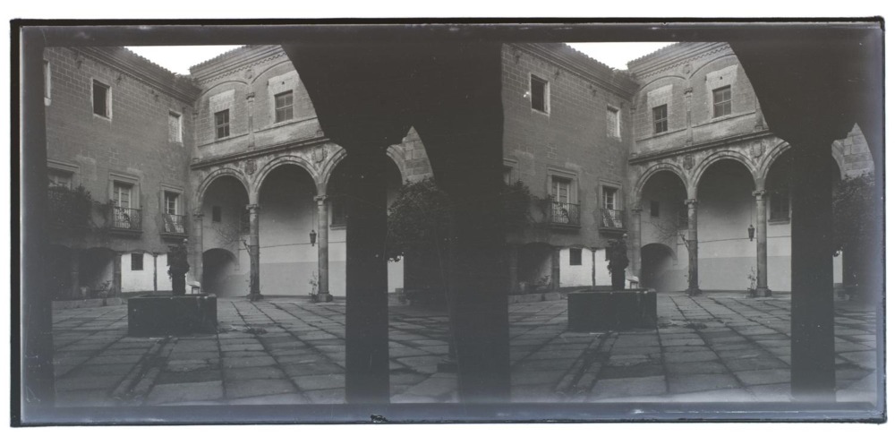 Patio interior de un palacio
