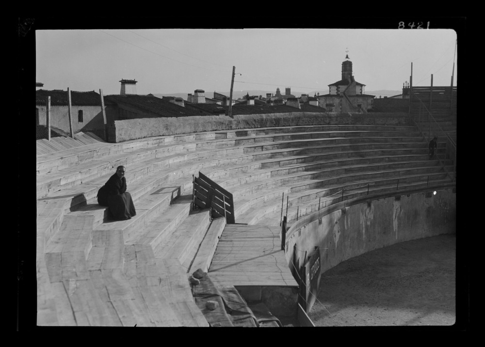 Plaza de toros: gradas de madera