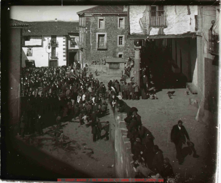 Procesión del Santo Entierro en la Plaza Mayor