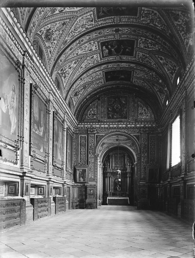 Profusamente decorada con pinturas de Zurbarán · Otto Wunderlich, 1928