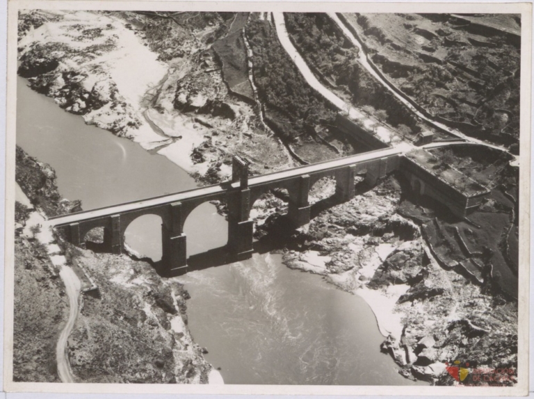 Puente de Alcántara sobre el río Tajo