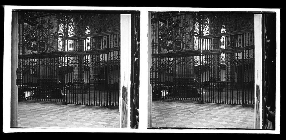 Rejería en el interior de la iglesia del Real Monasterio