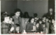 Reparto de libretas de ahorro a niños premiados, 1952