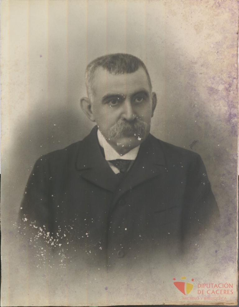 Retrato fotográfico de Clemente Sánchez Ramos