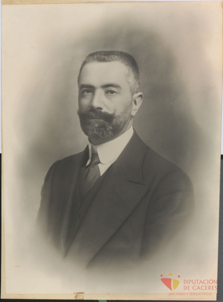 Retrato fotográfico de Emilio Herreros Estevan