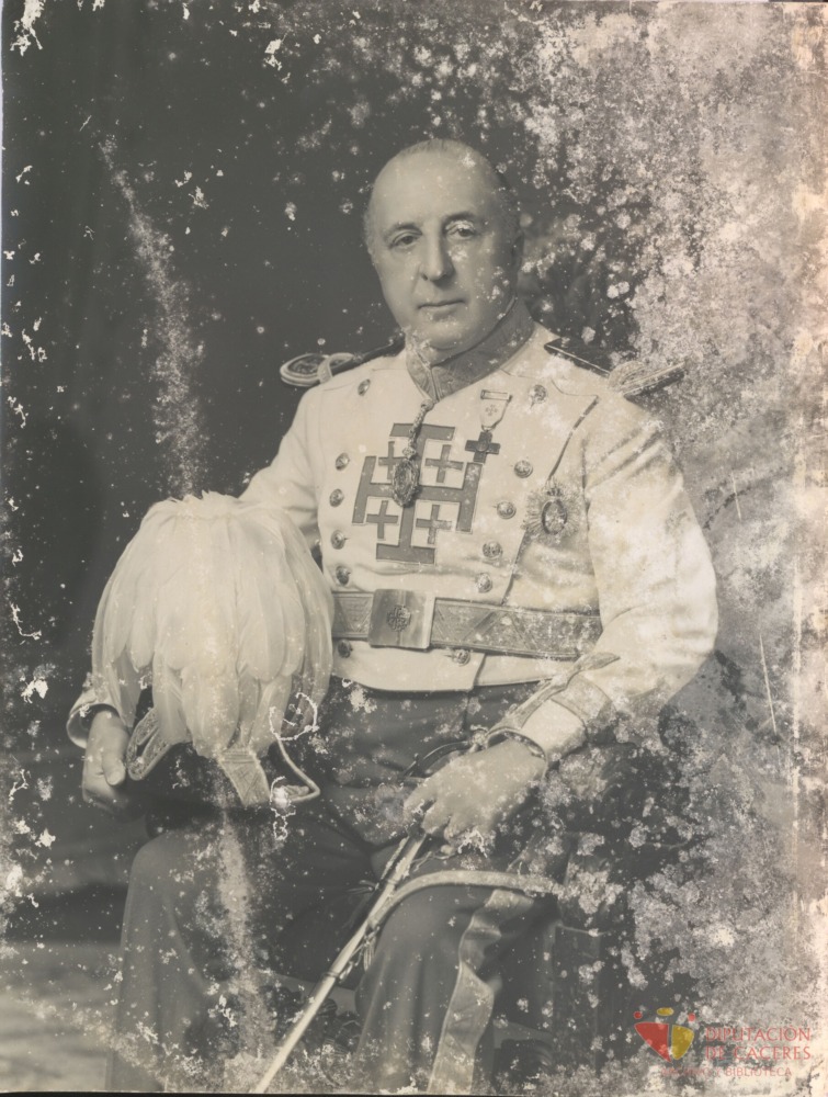 Retrato fotográfico de Gonzalo López-Montenegro y Carvajal